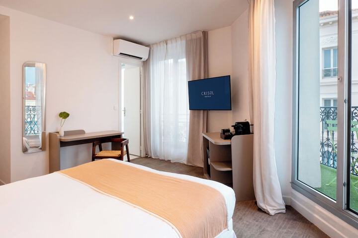 Room 35 of 67