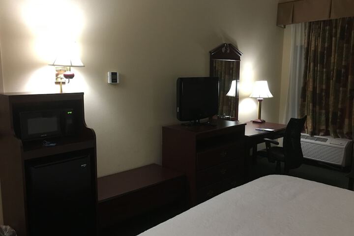 Room 10 of 42