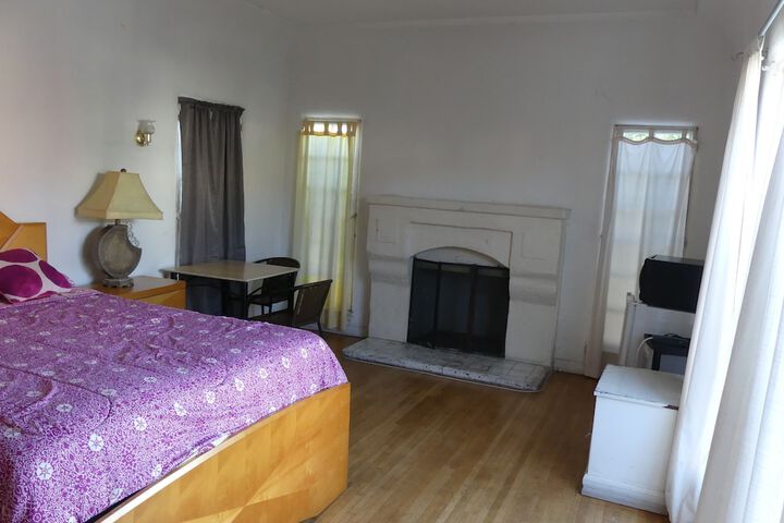 Room 16 of 57