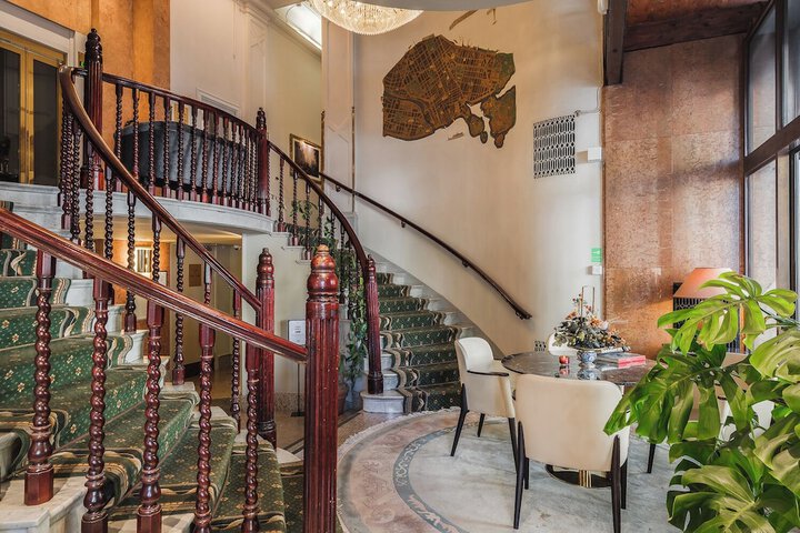 Hotel Lobby