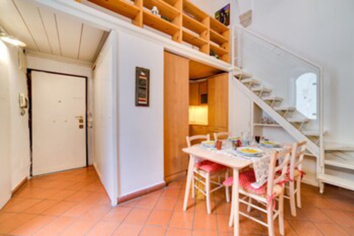 Room 18 of 24