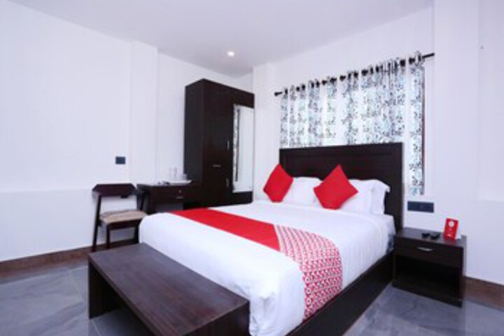 Room 18 of 25