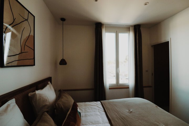 Room 21 of 165