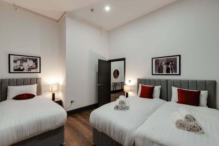 Room 20 of 81