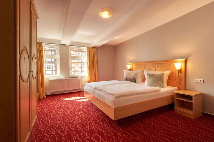 Room 6 of 39