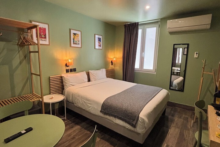 Room 39 of 76