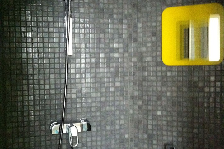 Room 42 of 65
