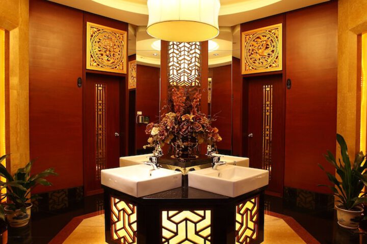 Hotel Interior 4 of 36