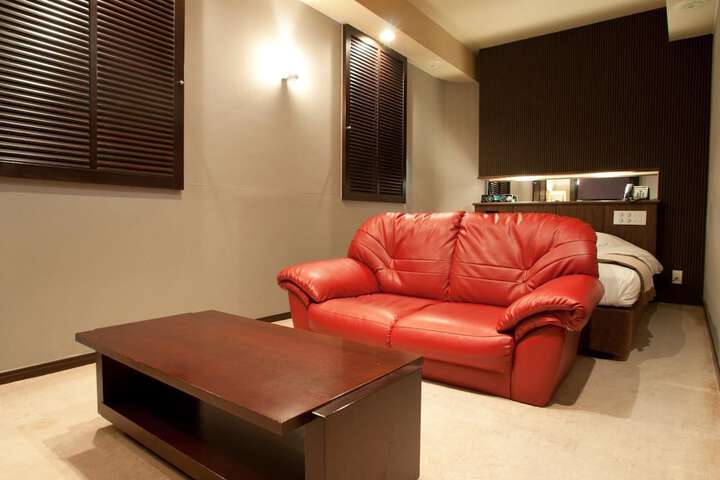 Room 27 of 47