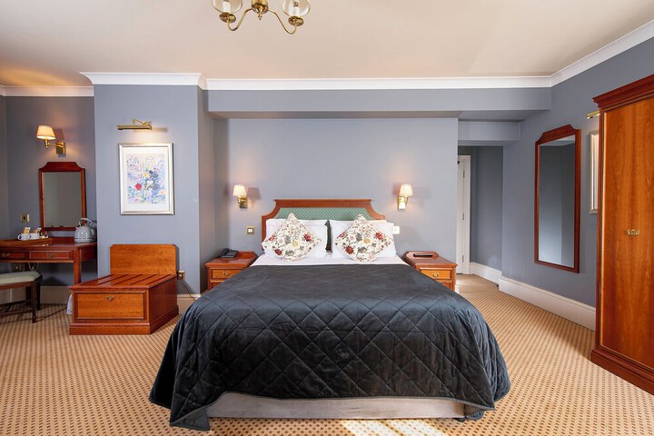 Room 19 of 41