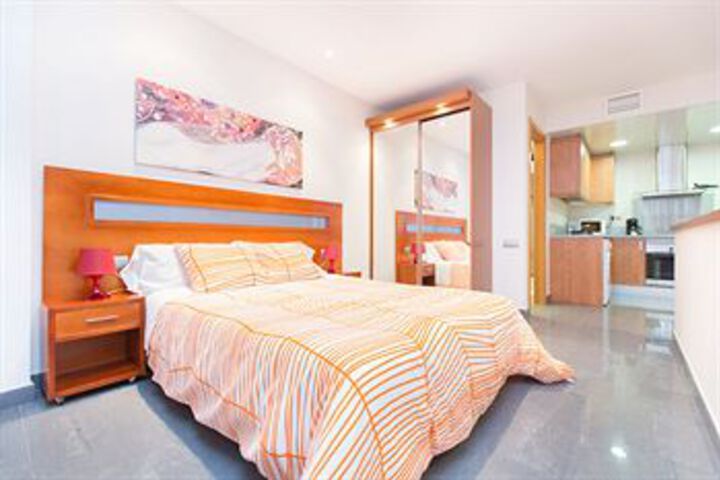 Room 14 of 35