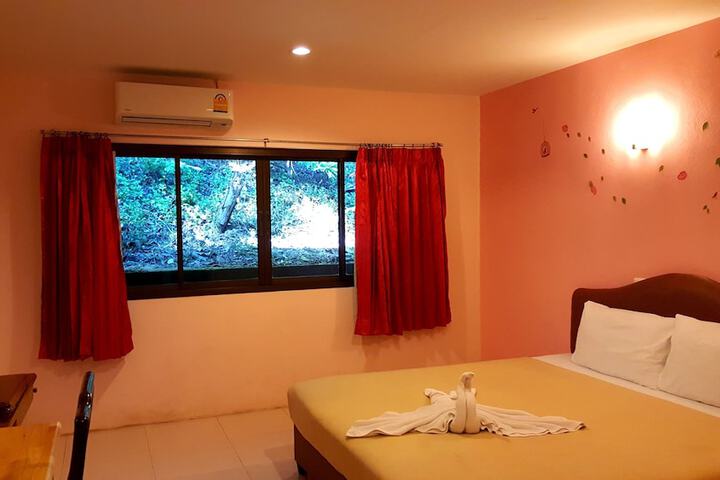 Room 5 of 71