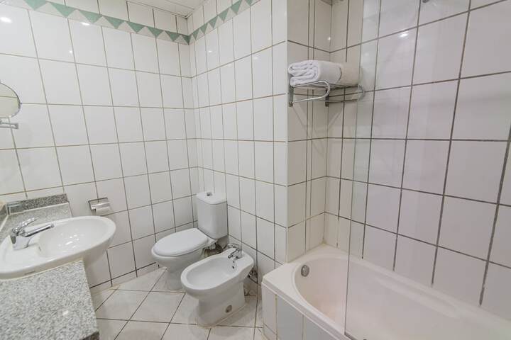 Room 9 of 21