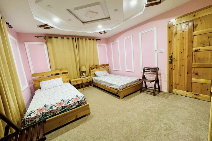 Room 3 of 13