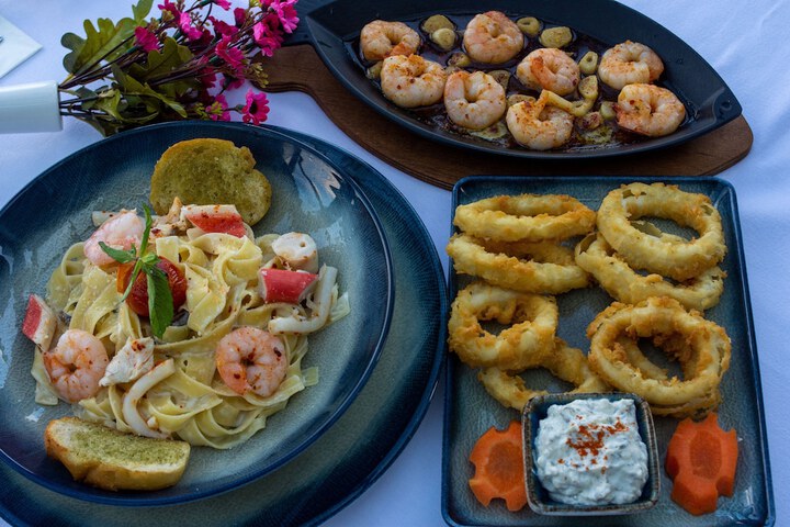 Dining 89 of 106