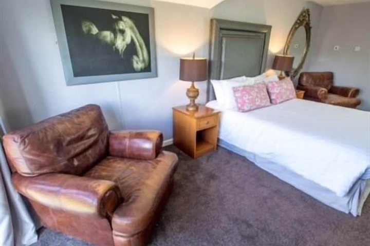 Room 7 of 20