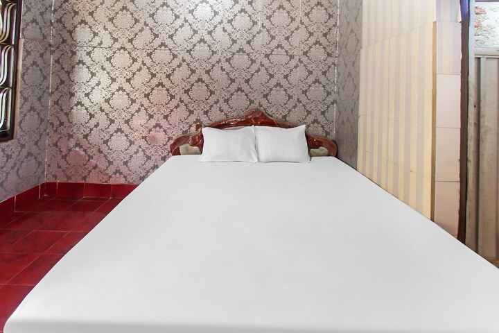Room 18 of 22
