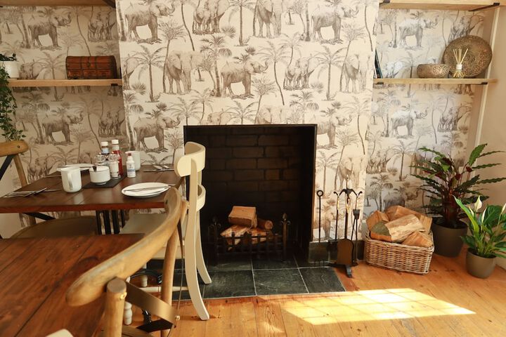 Dining Photos