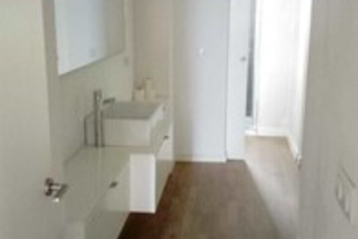 Room 2 of 49