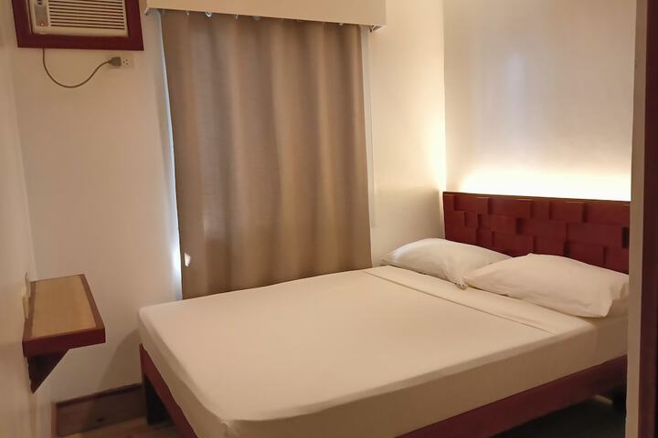 Room 7 of 24
