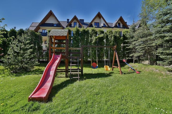 Children's play area - outdoor