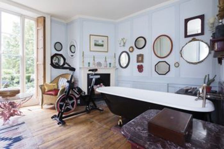 Room 4 of 54