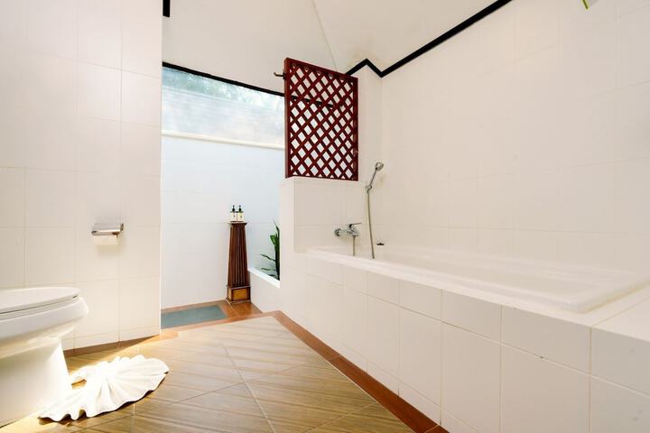 Room 20 of 73