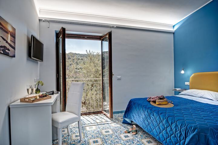 Room 10 of 47