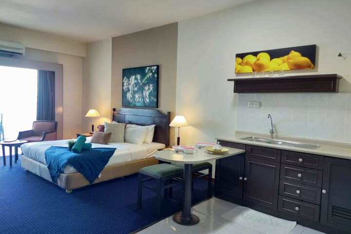 Room 29 of 650