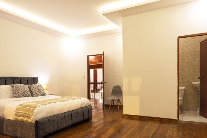 Room 15 of 27