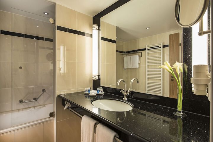Clean Restrooms