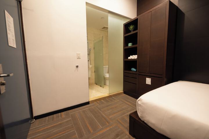 Compact Double Bed (9 of 16)