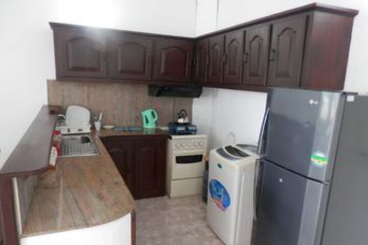 Room 13 of 20
