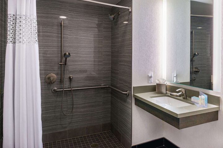 Bathroom shower
