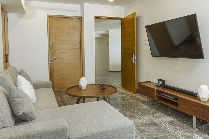 Room 48 of 156