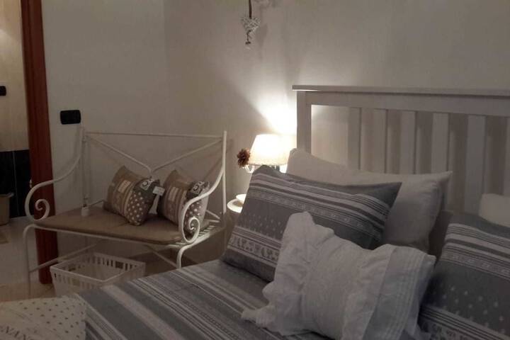 Room 16 of 18