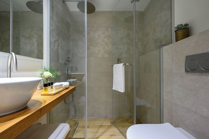 Bathroom Interior Photo