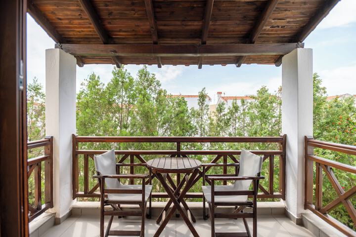 Terrace/Patio 8 of 37