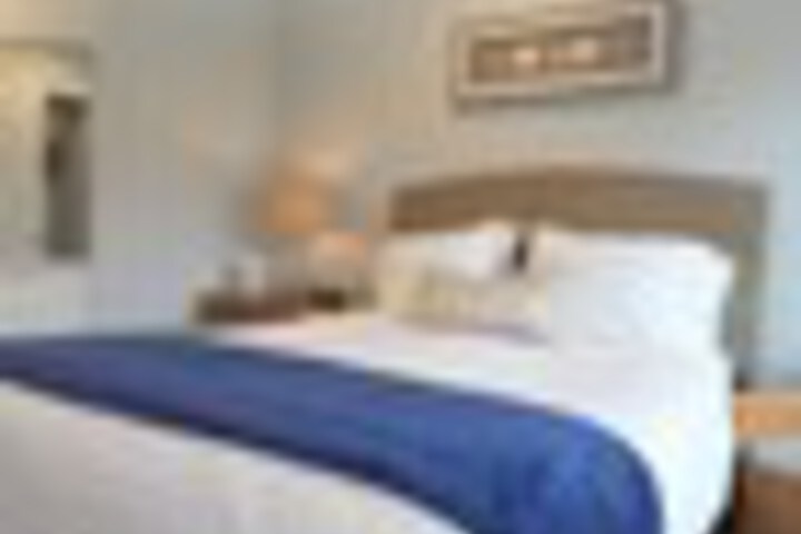 Room 29 of 984