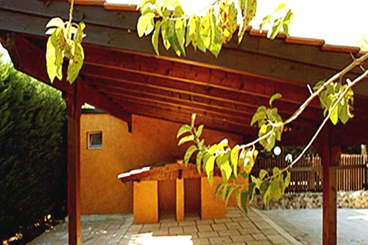 Photo 18