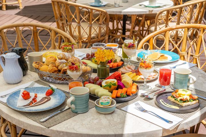 Breakfast/Coffee Service 126 of 149
