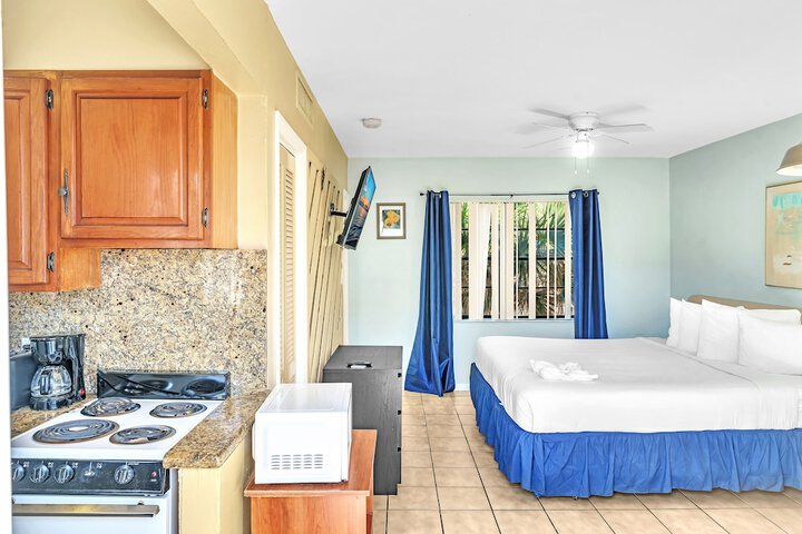 Room 10 of 45