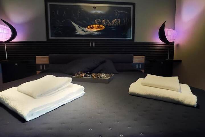 Room 19 of 41