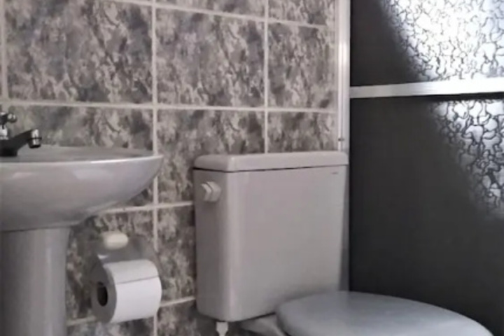 Room 8 of 20