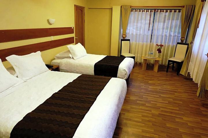 Room 42 of 109