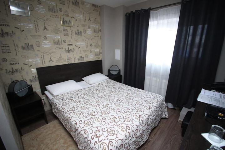 Room 30 of 62
