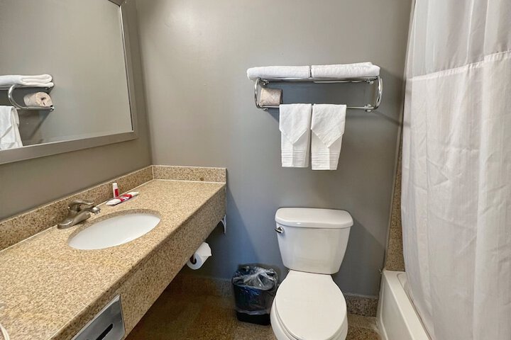 Room 57 of 75