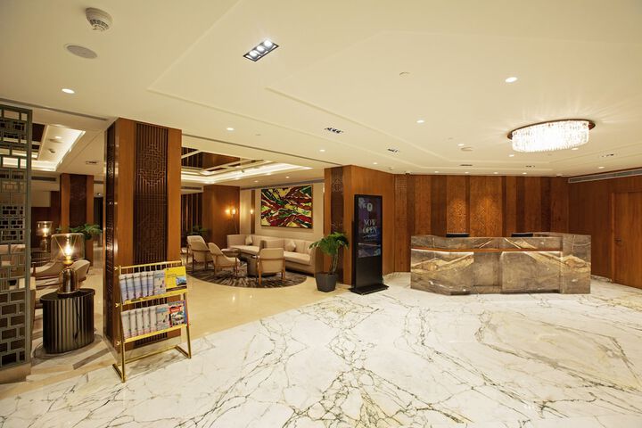 Hotel Interior 4 of 111