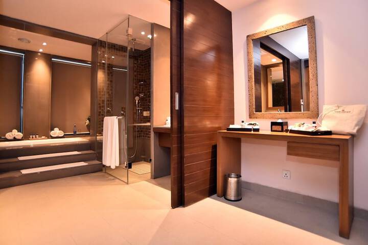 Room 12 of 29