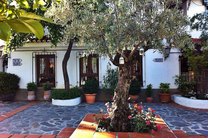 Hotel Exterior 56 of 68
